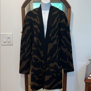 Cupcakes and Cashmere Super Cozy Zebra Print Long Cardigan NWT M
